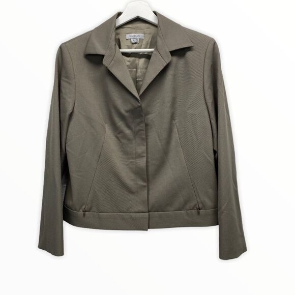 Studio Jax 2-piece suit size 8 - Picture 2 of 13